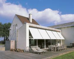 Store a projection b2100