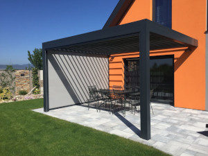 Pergola bioclimatique