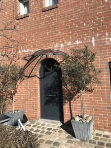 marquise porte entree